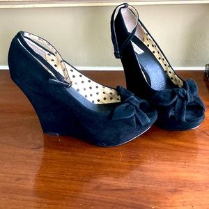 Vintage Steven Madden Pin-Up Heels